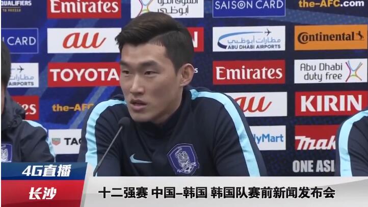 罗梅乌被优素福从身后抢断，扬森禁区内铲射入网，安特卫普2-1巴塞罗那！
